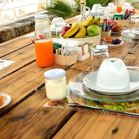 Frühstückspension Azzurretta 4*