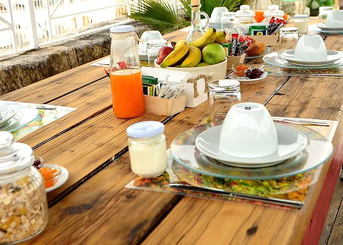 فندق مبيت وإفطار Azzurretta 4*